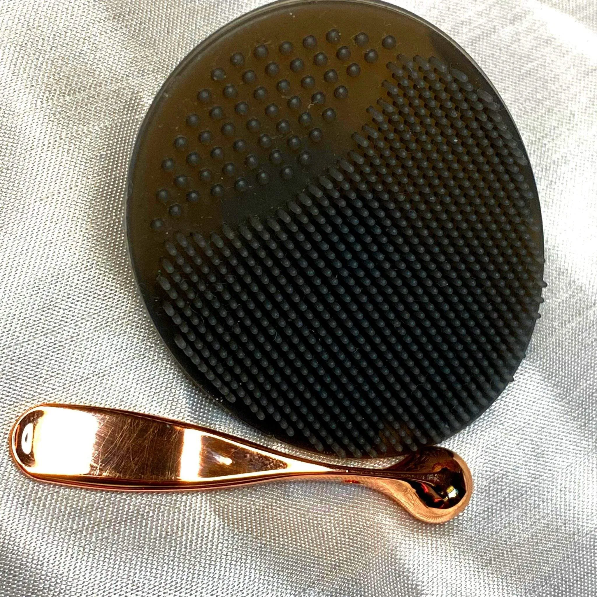 Gentle Exfoliating Silicone Cleansing Pad