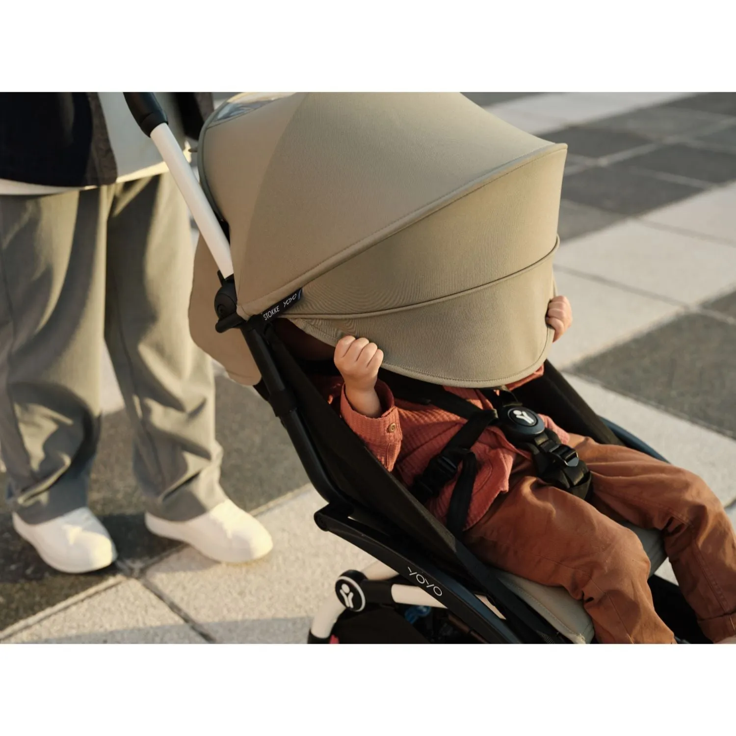 Stokke YOYO³ 0  6  Complete Baby Stroller Set - White Frame with Toffee 0  Newborn Pack & 6  Color Pack