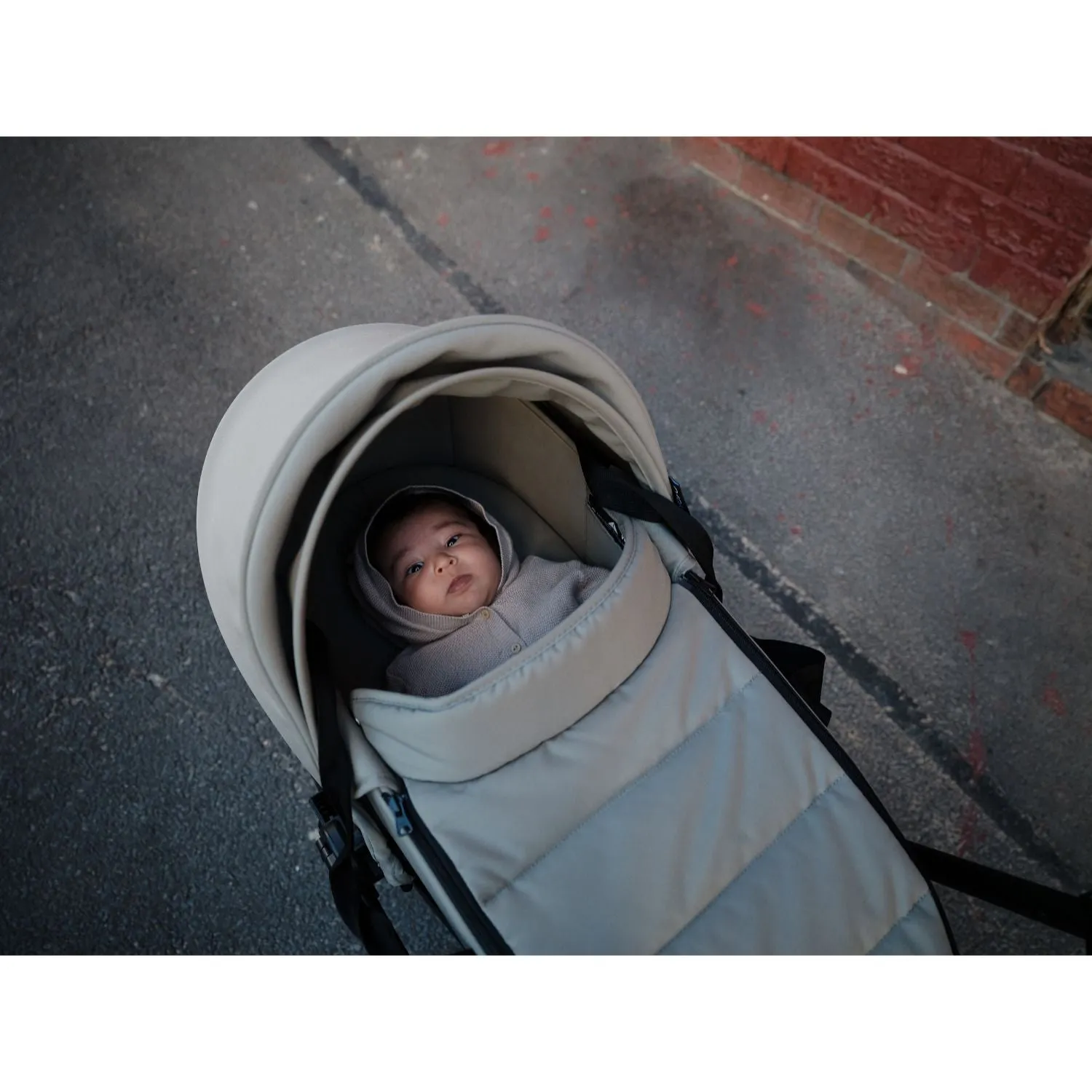 Stokke YOYO³ Newborn Shell 6  Complete Baby Stroller Set - White Frame with Ginger Newborn Shell & 6  Color Pack (Pre-Order; Est. Delivery in 4-6 Weeks)
